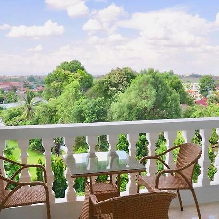 The Park Vientiane Apartment Ban Nongdouang Exterior photo